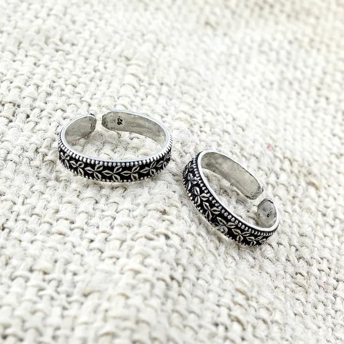 Cute Trendy Real 925 Silver Oxidized Women foot toe rings band Pair Karizma Jewels Rings