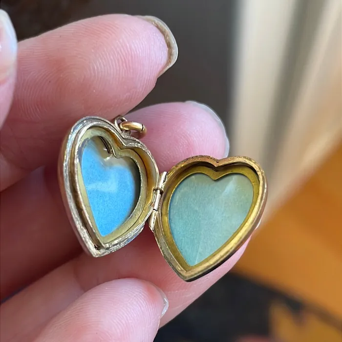 Engraved Heart Locket Gold Filled Vintage Vintage Paris Jewelry Necklaces Engraved Heart Locket Gold Filled Vintage Vintage Paris Jewelry Necklaces